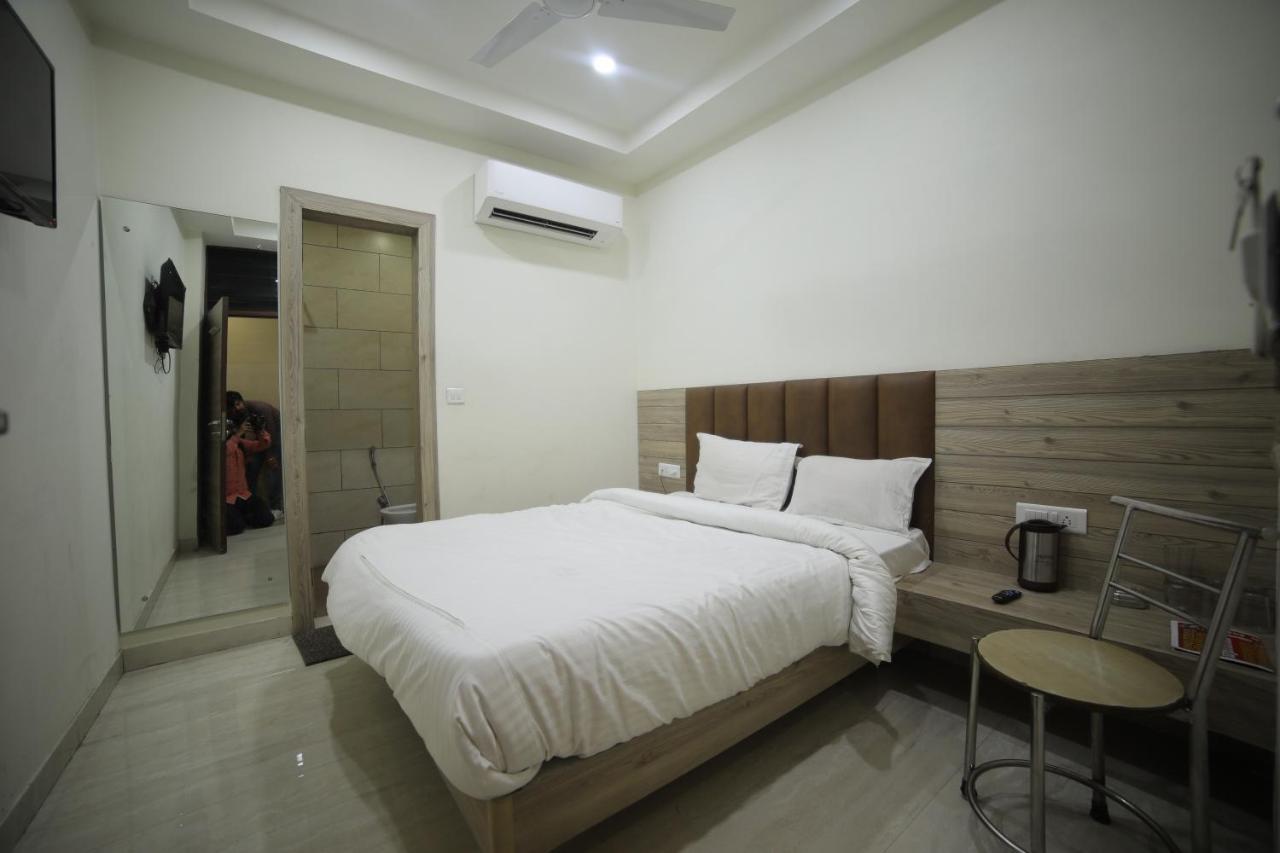 Hotel Shri Ram Residency アーグラ エクステリア 写真