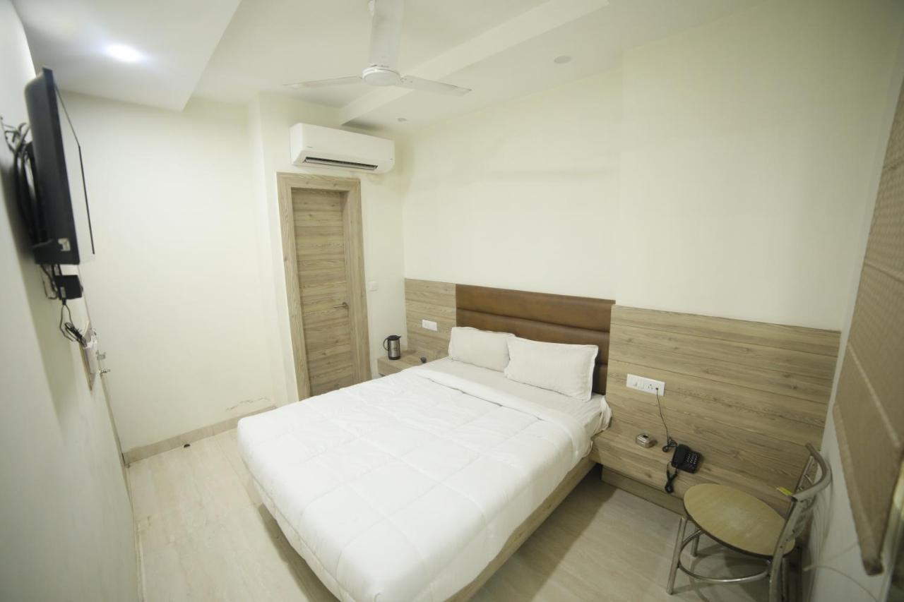 Hotel Shri Ram Residency アーグラ エクステリア 写真